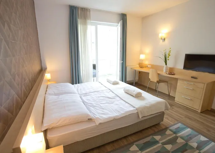 Club Apartament *